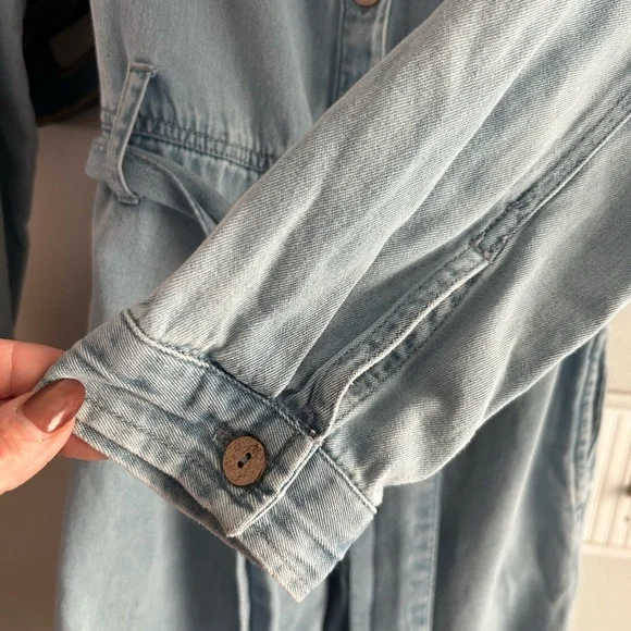 Billabong The Salty Blonde Denim Sunday Uniform
Jumper Women's SZ S retail $150 - Picture 9 of 15